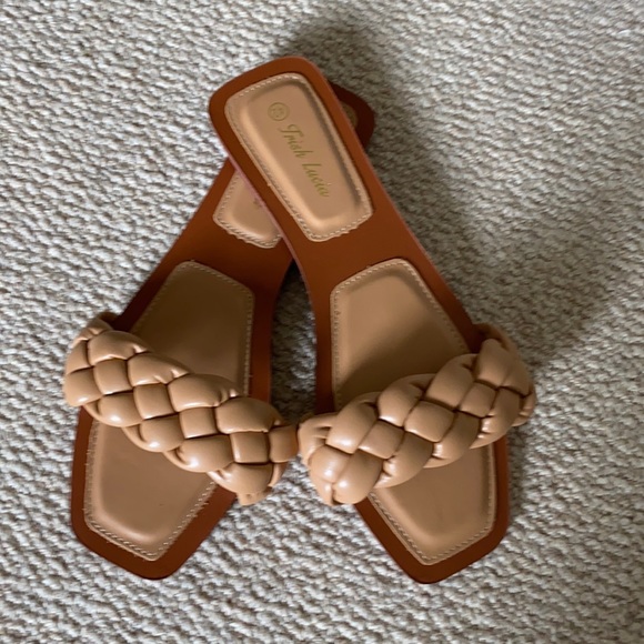 trish lucia Shoes - New Trish Lucia camel nude tan braided slides